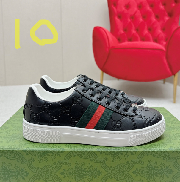 Gucci Sneakers
