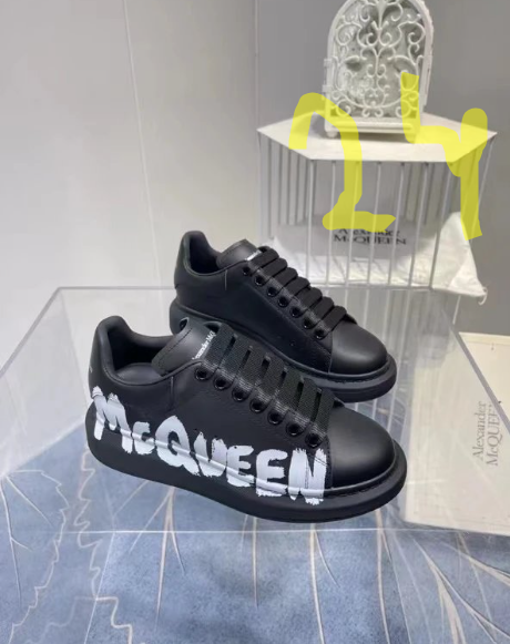 Alexander McQueen Sneakers