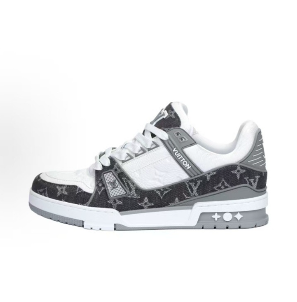 Louis Vuitton LV Trainer Sneakers