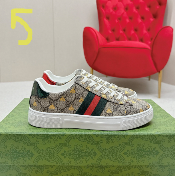 Gucci Sneakers