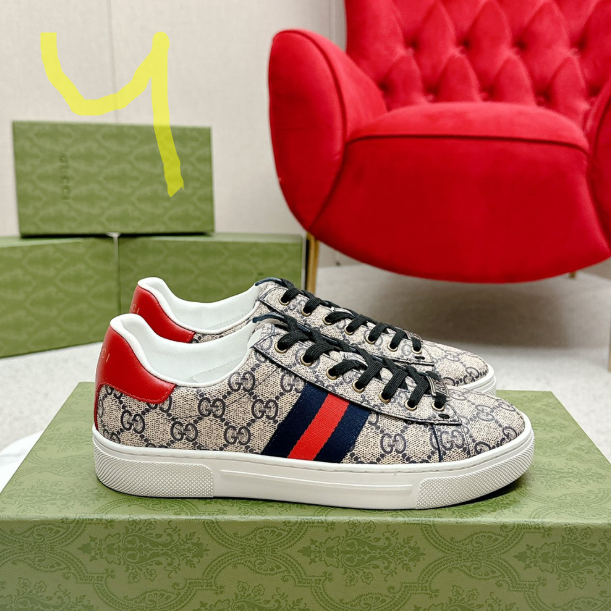 Gucci Sneakers